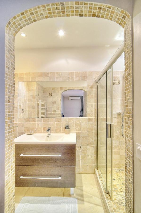 Croisette 8/10 Pers Apartman Cannes Kültér fotó